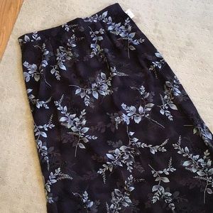 Navy Fashion Bug Skirt NWT